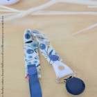Lpl - Attache doudine "La Nature" Doux jardin bleu-corail - Rond bleu marine